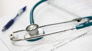 Los trabajadores no tendrán que entregar su baja médica a la empresa desde el 1 de abril